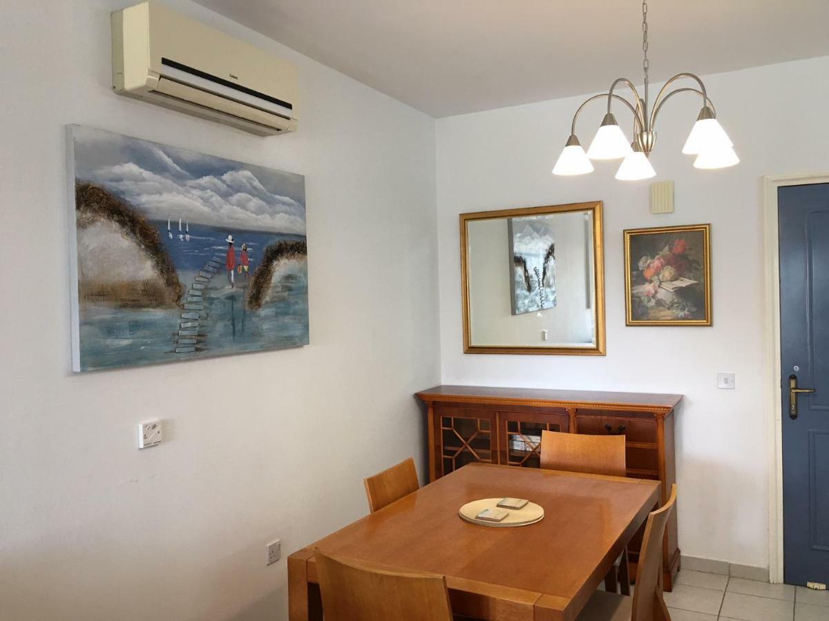 Limnaria Gardens - Modern 1 Bed, Walk To Beach & Shops Пафос Экстерьер фото